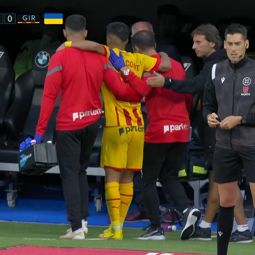 Zona_Blaugrana's tweet photo. Kroos lesiona a Yan Couto, ¿hoy no hay que proteger a los futbolistas? 🤔 https://t.co/tIskIEUoCE