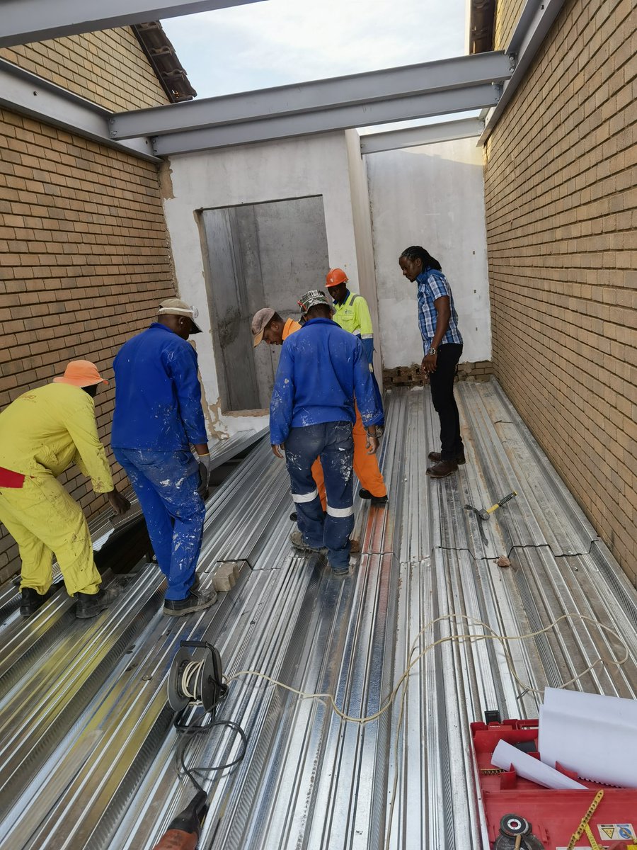Impitechproject's tweet photo. Bondek floor slab @Daveyton in SA!. https://t.co/uOwKiww8je