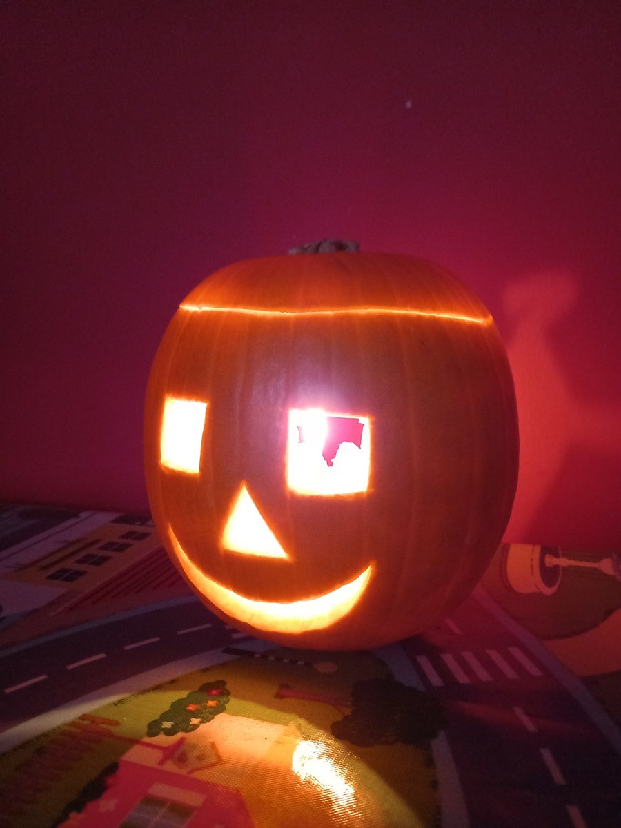 First ever pumpkin carving (under 3yo artistic direction). Happy with result but process did not match the satisfaction of pinching a neep from a park and hacking, scraping, and digging for hours (sometimes days) until something lantern like evolved.