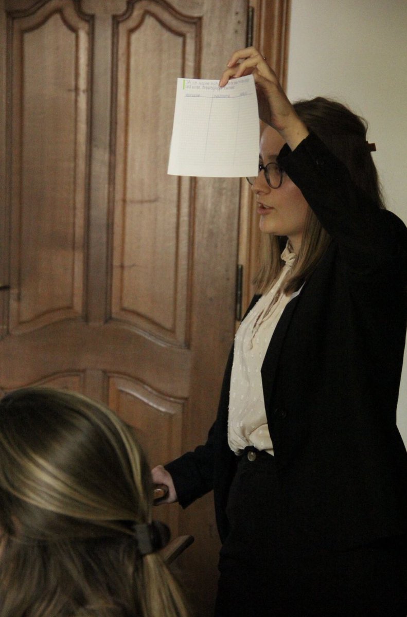 Gestern fand im Rathaus die kantonale Jugendsession #Jusebe statt. Ich durfte die Arbeitsgruppe Digitalisierung leiten. Vielen Dank <a href="/katjariem/">Katja Riem</a> für deinen wertvollen Input und deine motivierenden Worte.