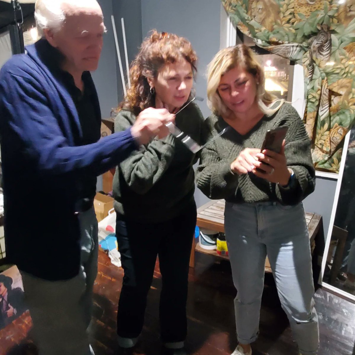 ElSenorSol's tweet photo. Great visit and company with longtime friend Chuck Walker and Angelina definitely recommend to check out  his art. https://t.co/tEoSWzkAfe