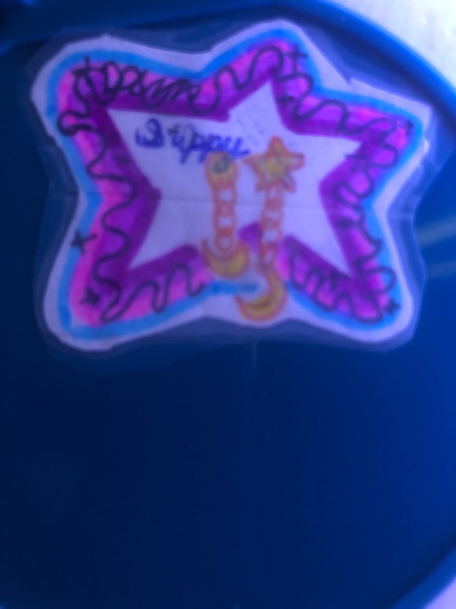 1tsDemRias's tweet photo. I didnt know what to make for a Stippy sticker so I drew her earrings!Didnt look asgood as expected but Atleast there were also more!Ima try something else for a Stippy themed Sticker today,
#MystART #DrawMillie #DrawKosaka #StippyArt
@stippystip https://t.co/BrhlUPcTCa