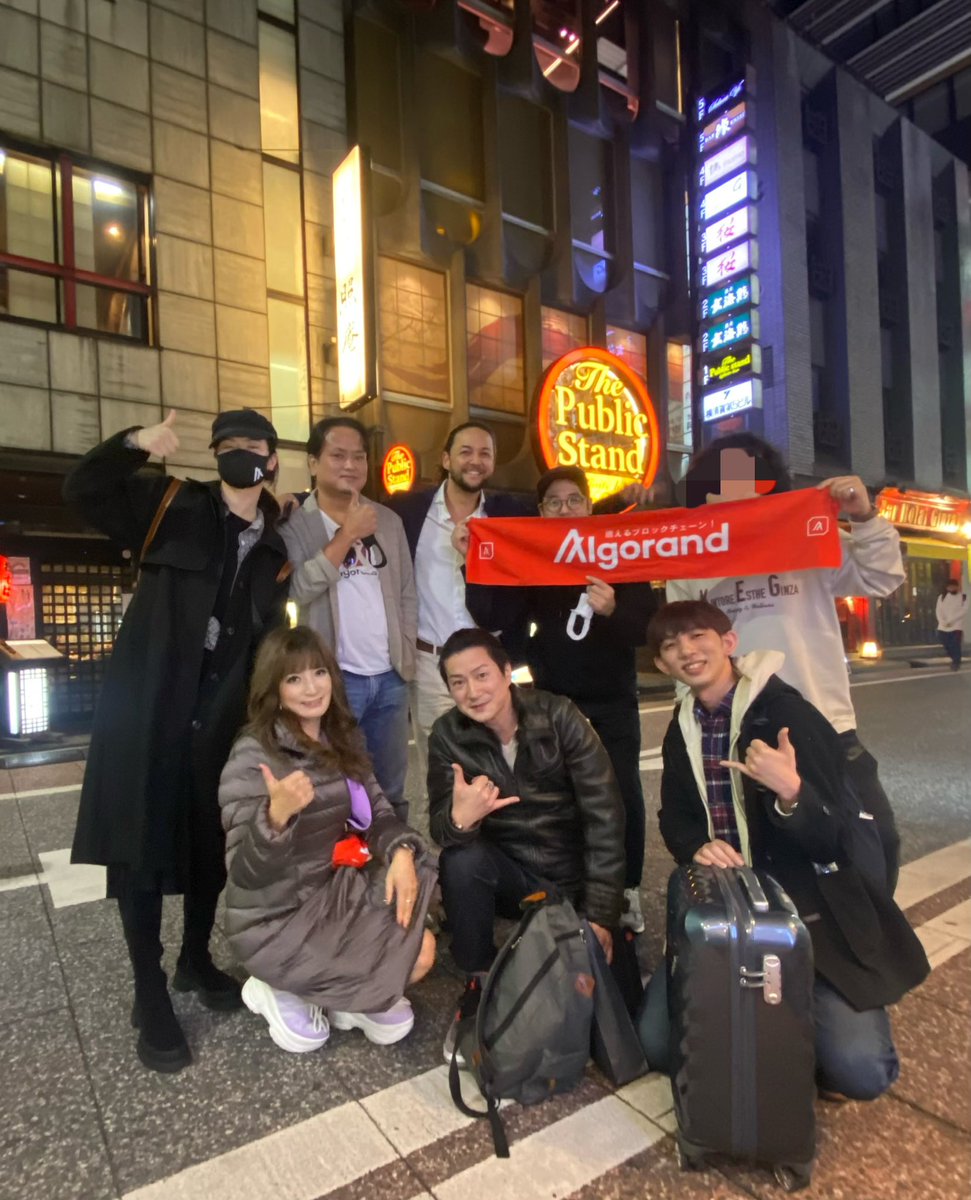 d46habibi's tweet photo. • ──── Ⱥ ──── •
　　　#Ⱥlgorand
• ────────── •
Dinner With my close friend
#Bitflix founder Tiger

#Algo
#algorand
#Algorand
#algorandjapan
#algorandnft 
#algorandcrypto 
#blockchain
#web3
#crypto
#cryptocurrency 
#crypt 
#cryptoworld https://t.co/1almdXT42h