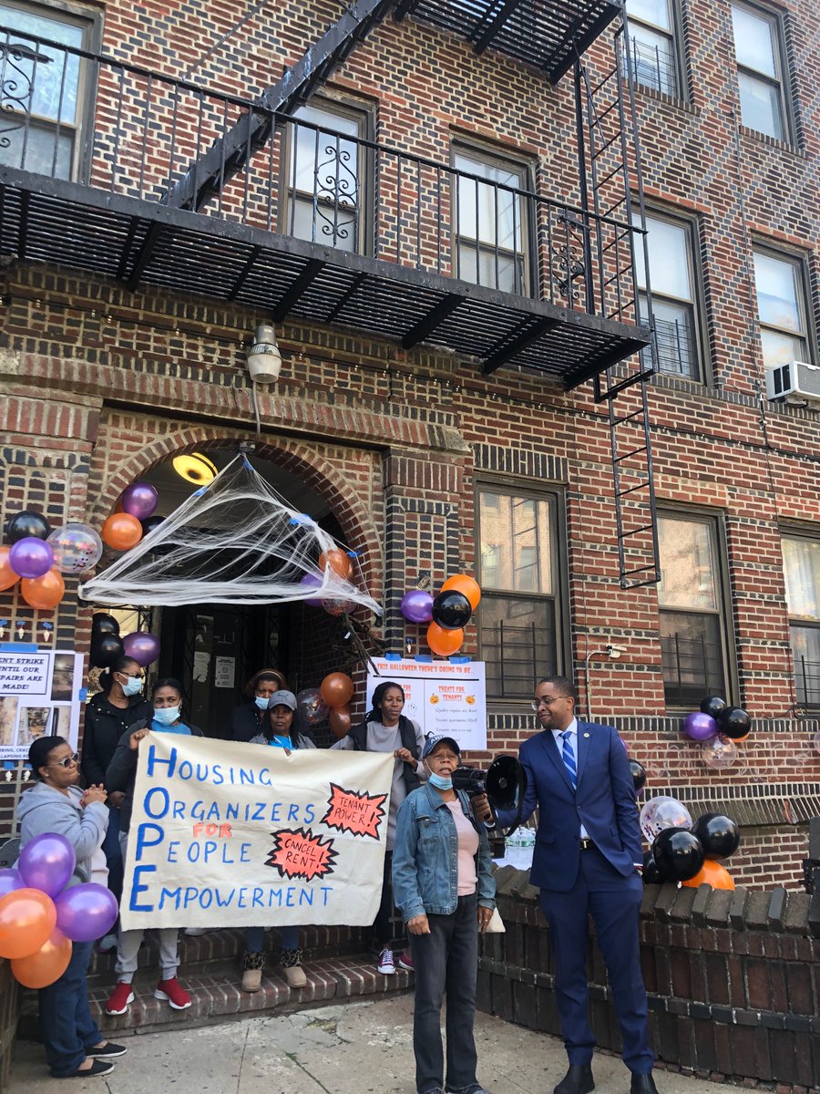 NYCCLI's tweet photo. Out here celebrating the tenants of 1392 Sterling on one year of rent strike!! They are demanding repairs and control over their building! #PassTopa https://t.co/Es9ZHyjmbj