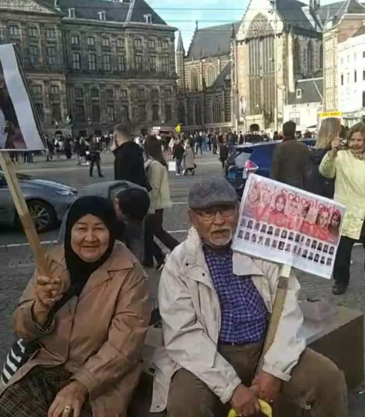 azizaahmadi12's tweet photo. سکوت نمی کنیم 
همه می آییم
فریاد می زنیم:
صلح،عدالت، آزادی برای افغانستان
 #StopHazaraGenocide https://t.co/VBrtAq72xP