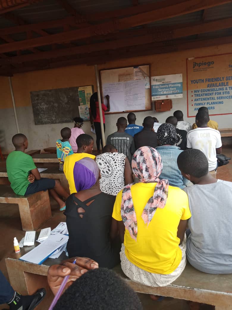 RugbyTackling's tweet photo. RTL in conjunction with our SRH partner, Muvubuka Agunjuse Adolescent Sexual Reproductive Health Centre (MUAG), held an outreach in Njeru, Buikwe district, on Friday &amp; Saturday courtesy of a donation from @COOFFEEE___. (1/3)

#RugbyTacklingLife
#COOFFEEE https://t.co/3t2IXc4cth