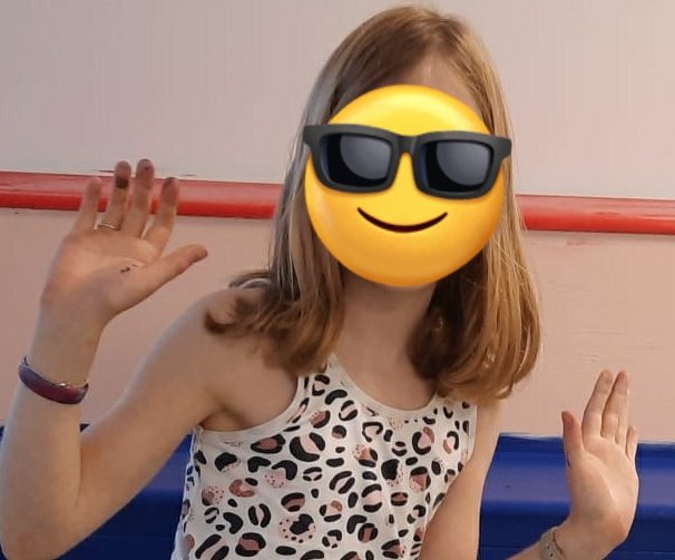 Stel je voor: je staat voor iets dat goed ingepakt is en weet alleen dat het gemaakt is door een leerling.

Hoe weet je wat het is en waarom het zo geworden is en... ziet het er dan ook uit zoals je dacht?

31-10 testen <a href="/NWolsink/">nina</a> <a href="/BenteBraakman/">Bente Braakman</a> en <a href="/marcomout/">Marco Mout</a> je <a href="/JenaplanNJPV/">NJPV</a> .