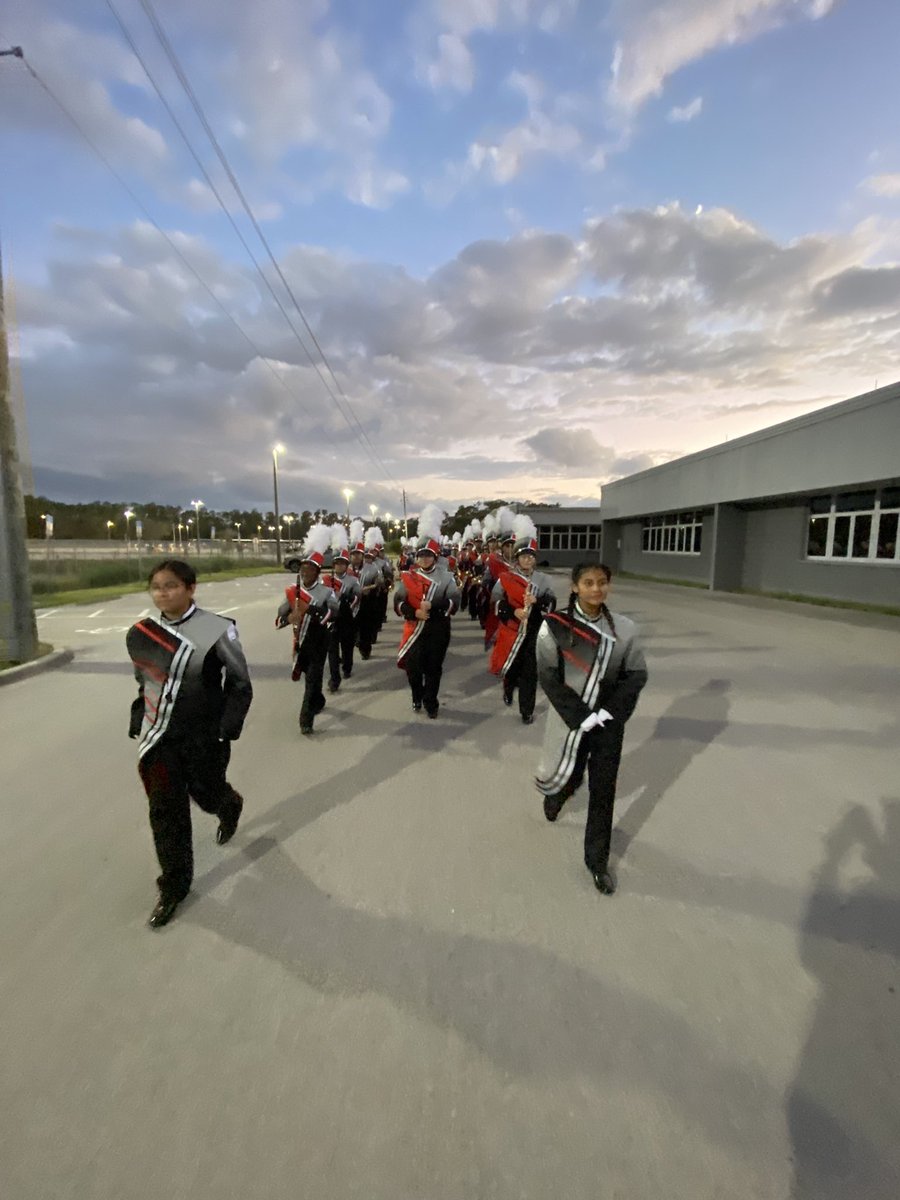 Lely Trojan Band tweet media