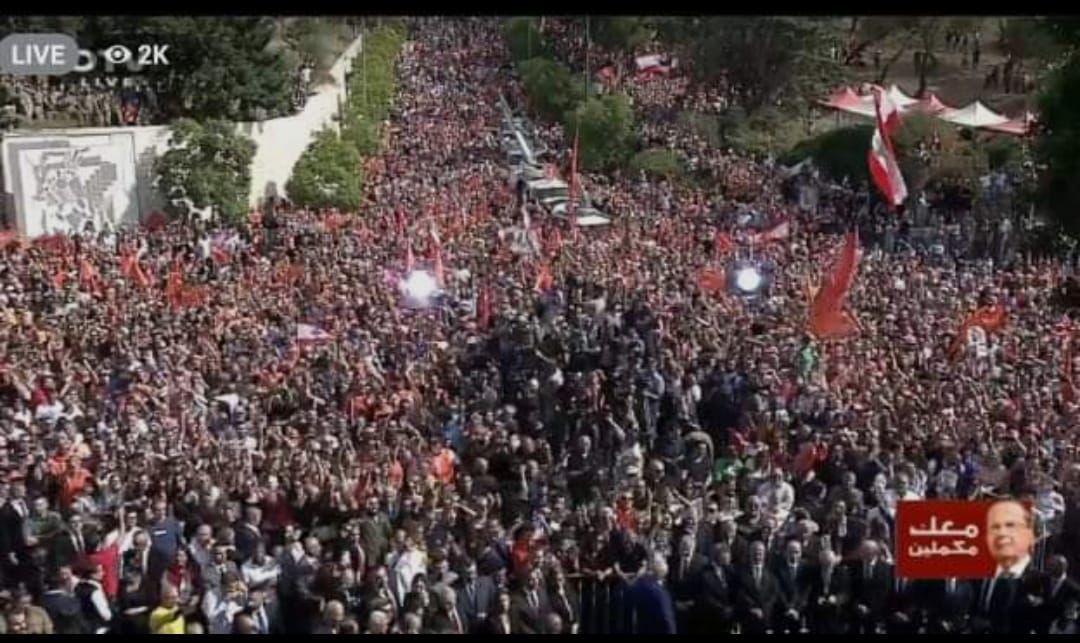 لكل يلّي استثمروا ودفعوا عشرات ومئات وملايين الدولارات لضرب صورة الجنرال عون وجبران باسيل والتيار بكل الوسائل والاساليب منقول:
مصرياتكن تبخرّت، طارت، اختفت، بح...
ويلي نفّذولكن مشروعكن دجالين، فاسدين وفاشلين،
واذا مش مصدقين، هيدي الصورة بتحكي!

#بالحقد_والتضليل_لا_تُبنى_الاوطان