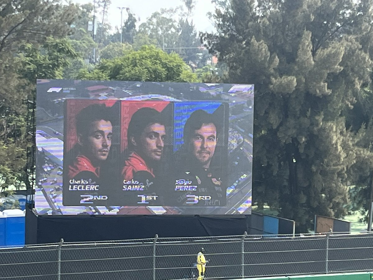 kalopez99's tweet photo. @F1 @redbullracing @redbullMEX @lillingston VAMOS CHECO!!! @SChecoPerez https://t.co/VhEgy2T1GK