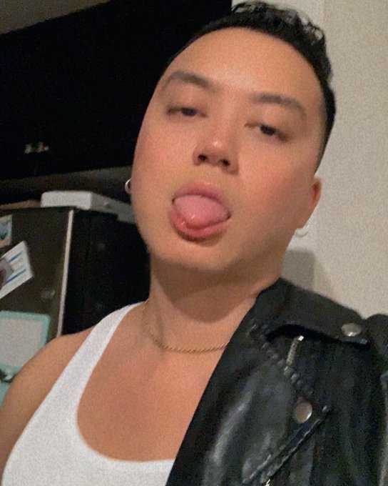 Does my dick match the face? https://t.co/nVBCGjXjYR