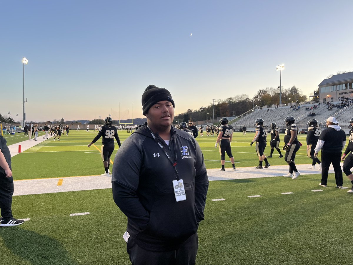 corbo9150's tweet photo. Thank you @geneva122000 @GenevaCollegeFB @GenevaAthletics for the game day invite.  I loved the atmosphere of your football program.  Can’t wait to go back. https://t.co/wRFMx3zpyj