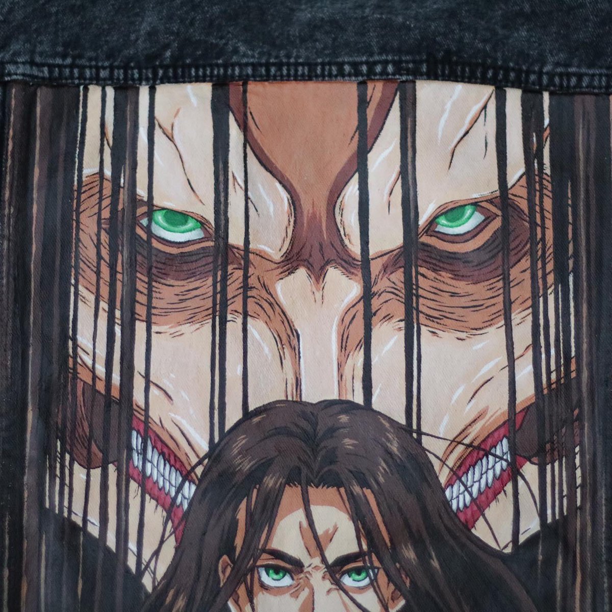 “I will just keep moving forward”
-Eren Yeager 🐐
Handpainted denim jacket, design 1 of 1. DM for order and any inquiries 📩
.
#eren #erenyeager #ShingekiNoKyojin #attackontitan #customjacket