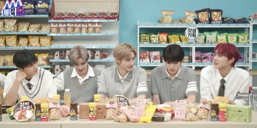 .
쭝원..♡                                          형♡
         심란함     엮고싶음   듣기싫음