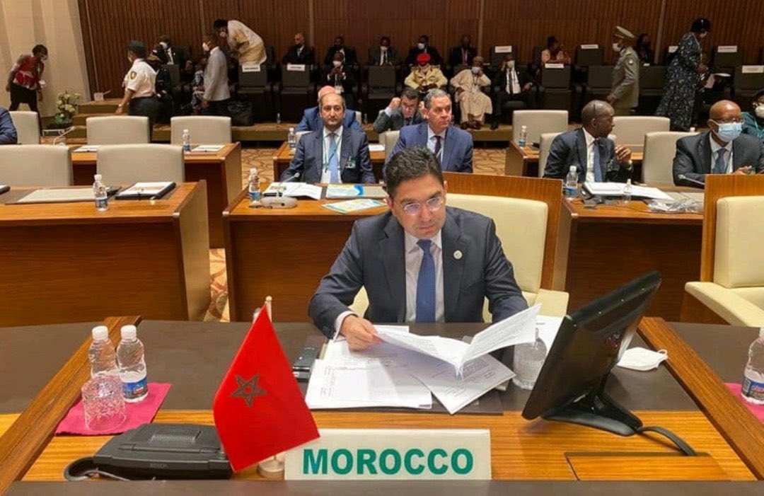 ⭕️وأنتصر #ناصر_المغرب الذي يعبر عن موقف كل العرب وفرض إدانة النظام الإيراني في خطاب القمة العربية في #الجزائر 

▪️الان قانونيا يحق للمغرب التصدي لإي ان حسب القانون الدولي ولعصابات البوليساريو بكل قوة . 

فعلها أسد المملكة الشريفة #كلنا_المغرب 🇲🇦