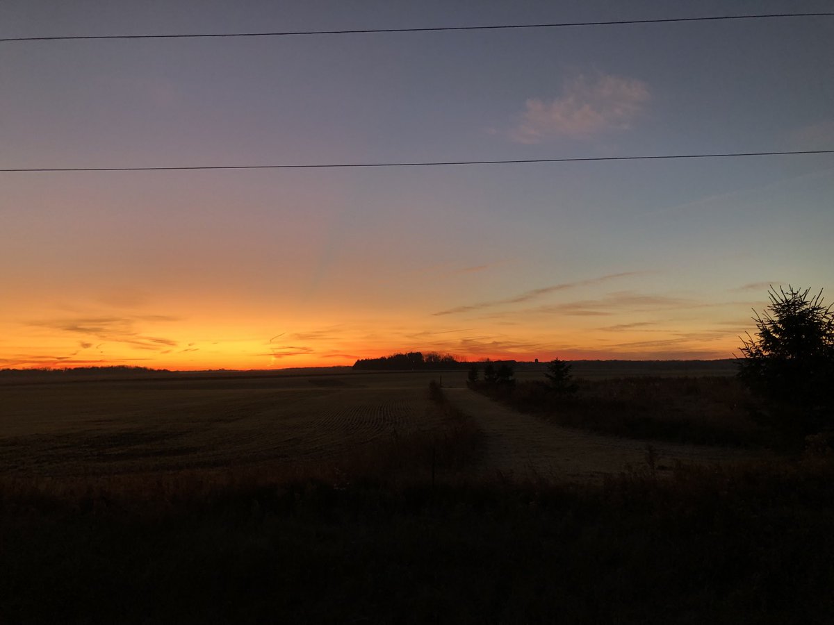 DouglasReble's tweet photo. A lovely start to the day as I led worship at Elmwood/ Brant Township ⁦@ESynodELCIC⁩. The sunrise was a wonderful reminder that God is not done with this troubled world and neither should we be. https://t.co/7sSqlxLAfg