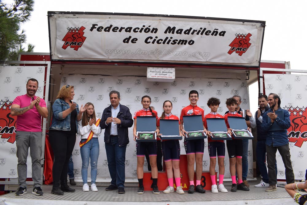 fmciclismo tweet media