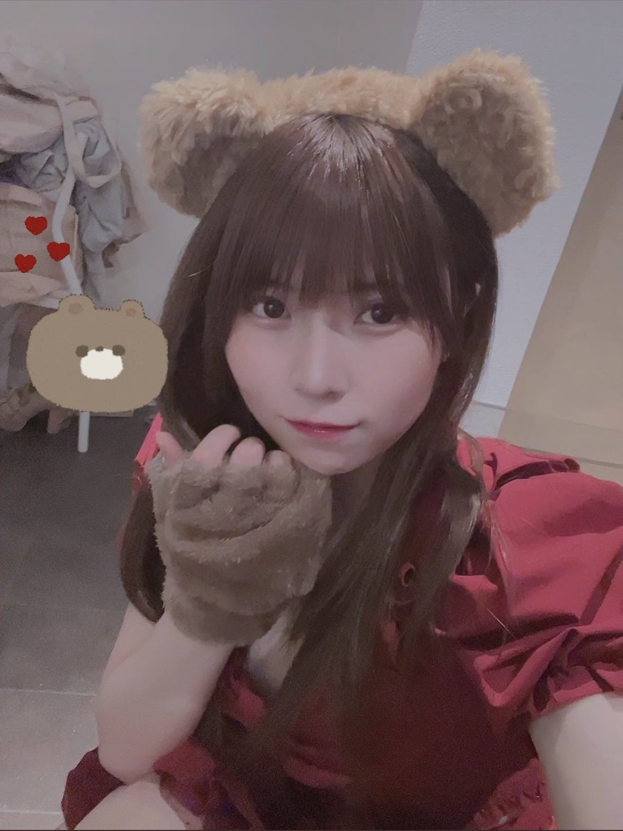 Kuroba_Aria_'s tweet photo. SAPPORO HALLOWEEN FESTIVAL 2022 
ありがとうございました🎃🖤
緊張で意味のわからない歌詞歌ってた部分
あるのだけど...😨皆と盛り上がれて
本当に楽しいライブでした🥲✨
ライブの一体感好きっ！
素敵なアイドルさん見て刺激もらったので
次のライブはもっと成長したい🙌🏻

ありあくまさんでした🧸💖 https://t.co/Jb6uD16ylJ