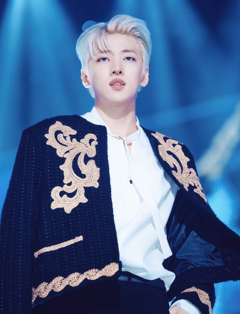 HaYanWare's tweet photo. 𝙡𝙞𝙛𝙚 𝙞𝙨 𝙡𝙞𝙠𝙚 𝙖 𝙘𝙞𝙧𝙘𝙪𝙨
#SDBIRTHDAYCONCERT https://t.co/bsjF34dZHF