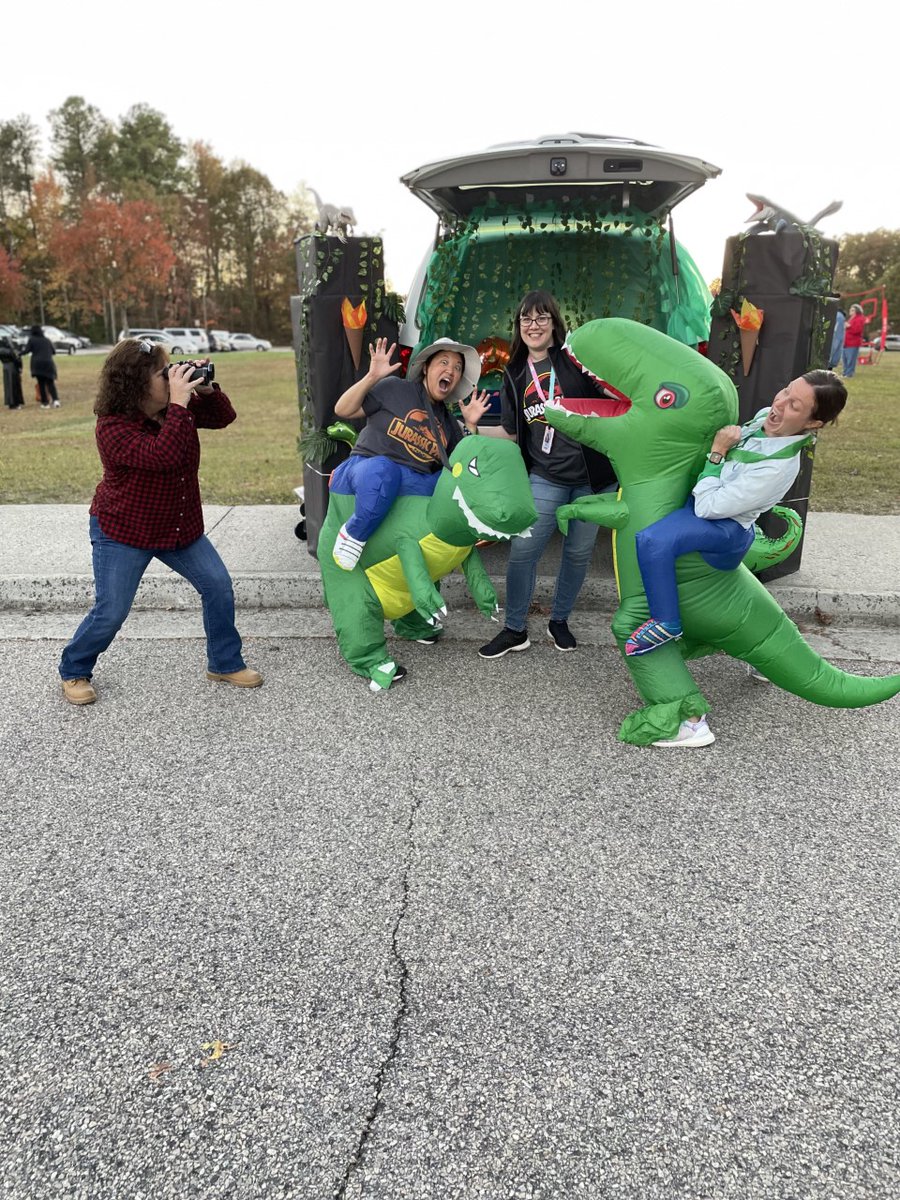 Ward_Colts's tweet image. Thank you to everyone that helped make our annual Fall Festival a success! We had a GREAT turnout! #wardstrong #4houses1school