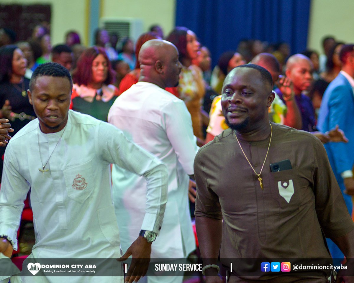 dominioncityaba's tweet photo. His Glory comes down as we sing joyfully unto the LordπΆ
.
.
#SundayService #DCAba #Praise
#DominioncityAba
#DominionCity https://t.co/n2FoHf5M08