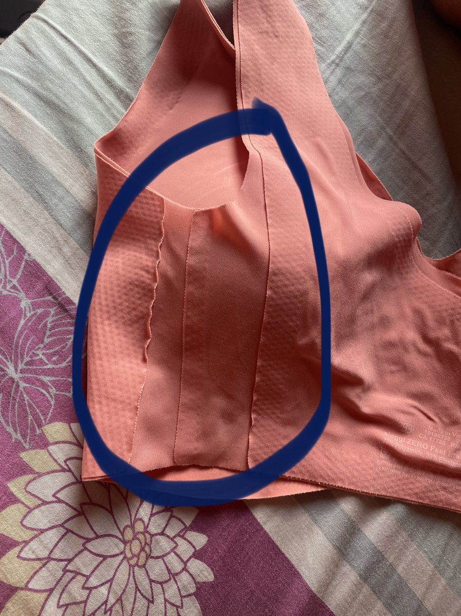 dhapo6's tweet photo. @nykaafashion I boycott this app which is making people fool in name of original product they are selling first copy of that &amp; they have policy to not return used product and the wonder is how one can know only by seeing the product in just 10 washes https://t.co/Kma1iIXiqk