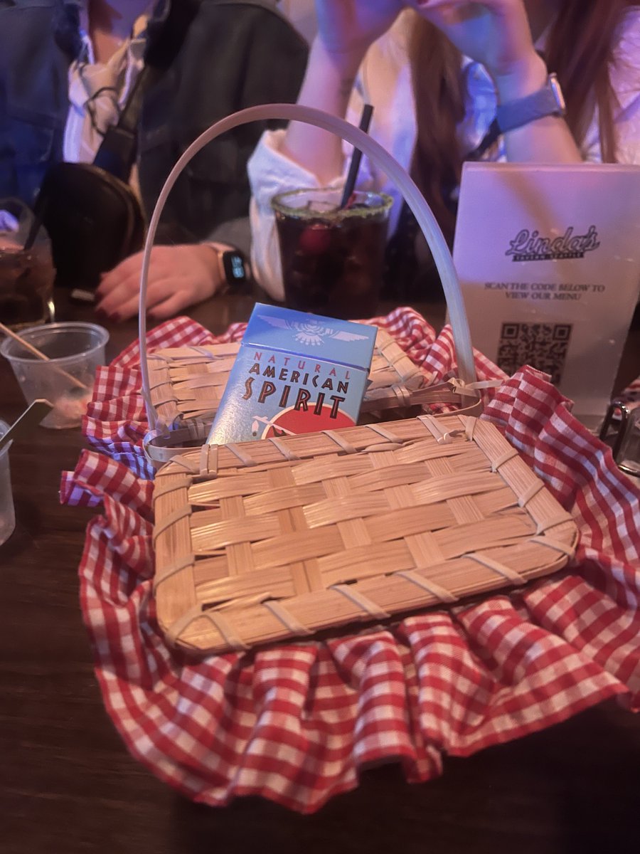 sarah (@notsarahfry) on Twitter photo 