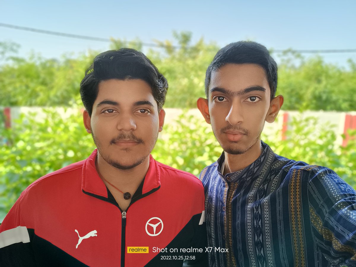 achyutghosh_'s tweet photo. Capturing moments with @harshjhaj23 bro❤️🫶😎
📸:- @realmeIndia
#selfie #selfietime #newpost #newtweet #Twitter #harsh #achyut #Realme #realmediwali #realmefestivedays #kalipuja #vibes https://t.co/0mBsSYYaMq