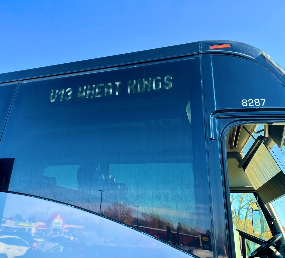 MPWWheatkings's tweet image. Game day !! Team Black on the road to Stonewall. Puck drop 4:15pm, stay connected right here for our live broadcast coast to coast !! #BWK #TeamBlack #LetsGo