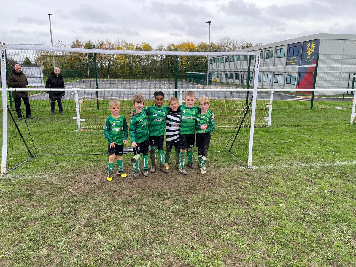 MPFCJuniors's tweet photo. Our Under 7s we’re back in action this morning, great to see so many children loving their football 👏🟢⚫️⚽️ #mpjfc https://t.co/7b5UswTmzF