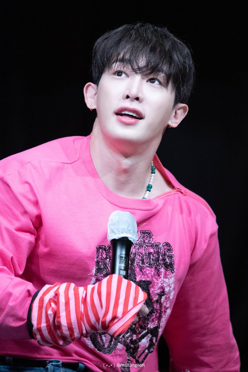 #WONHO #원호 @official__wonho