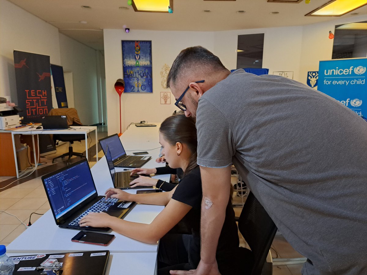 NGO_PEN's tweet photo. 🧑💻On Sundays we code!🧑💻
🤩Sunday groups have started learning JavaScript today.
#GIRLSinICT
#Techstitution is supported by @UNICEFKosovo Programme and implemented by PEN. https://t.co/fCBTmslMn0