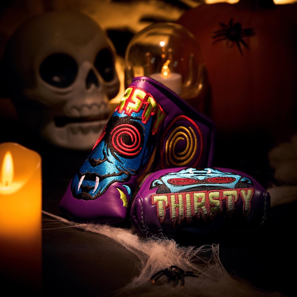 OdysseyGolfTour's tweet image. 🧛‍♂️ Halloween Headcover Giveaway 🧛‍♂️. 

To WIN a PAIR of these frighteningly awesome headcovers, simply...

🎃 RETWEET this tweet
🎃 Make sure you’re following @OdysseyGolfTour 

Good luck! 🤞

#Odyssey | #1PutterOnTour | #1PutterInGolf