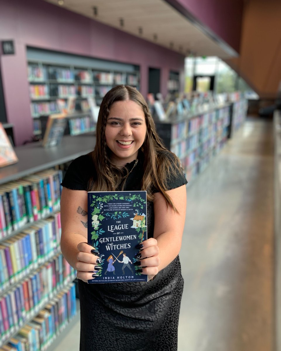 The final "Sunday Scaries" Staff pick is from Communications Coordinator Brianna! 
🕸️The League of Gentlewomen Witches by India Holton