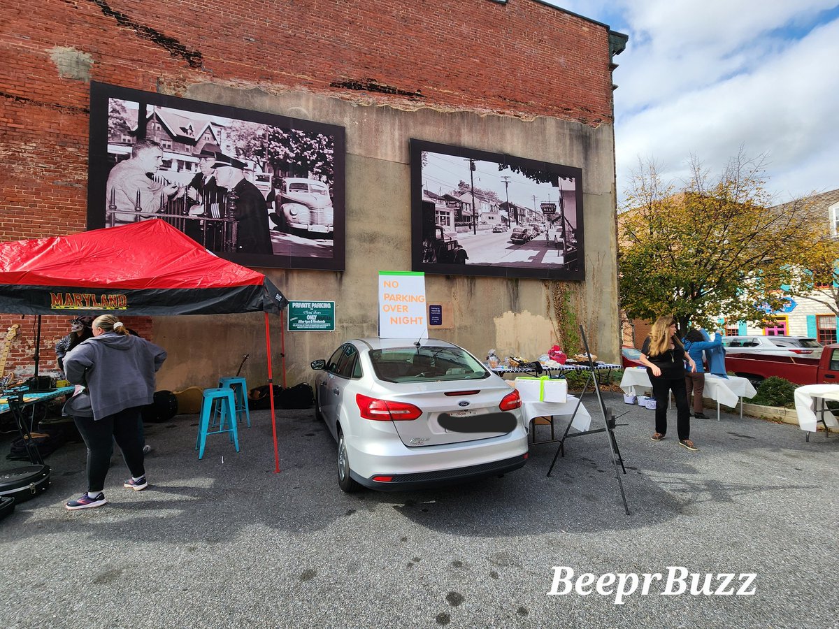 BeeprB's tweet photo. What's wrong with this picture?

#Annapolisproblems #Annapolis #BeeprBuzz https://t.co/sigmeM6Zub