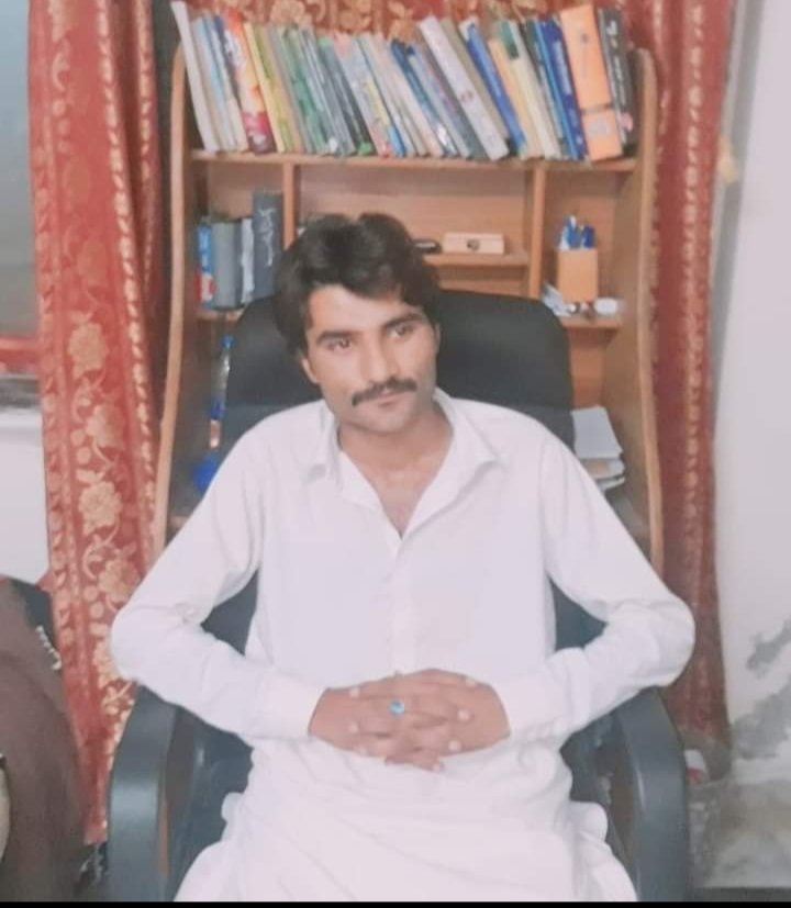 AkashAl69510261's tweet photo. اسان لاء سنڌ وطن آهي
اسان جي روح کي پاتل
اسان لاء ڄڻ بدن آهي
اها ئي آ زمين منهنجي
اهو منهنجو گگن آهي
اها ئي بهشت منهنجي آ
اهو باغِ عدن آهي
اسان لاء سنڌ وطن آهي.❤
#ReleaseRustamShar https://t.co/WBvQbtw8I4