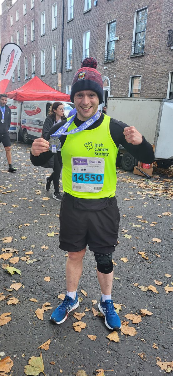 Johnmlyons1812's tweet image. In February, Dad asked me to run the @dublinmarathon for him for the @IrishCancerSoc after he was diagnosed, last Saturday when Dad was in hospital he told me to run and he’ll be with me, after Dad passed on Tuesday I vowed to still compete and finish it, which I did today.