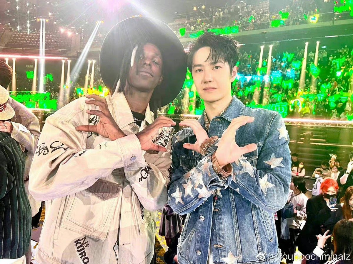 Okcd_aktf's tweet photo. Bouboocriminalz weibo update: 

"No matter who is the champion, we are together because we love dancing #WangYibo" 
Yibo💚 with Bouboo🔥

#WangYibo #CaptainYiboSDC5 
#SDC5final https://t.co/PT03OAHqet