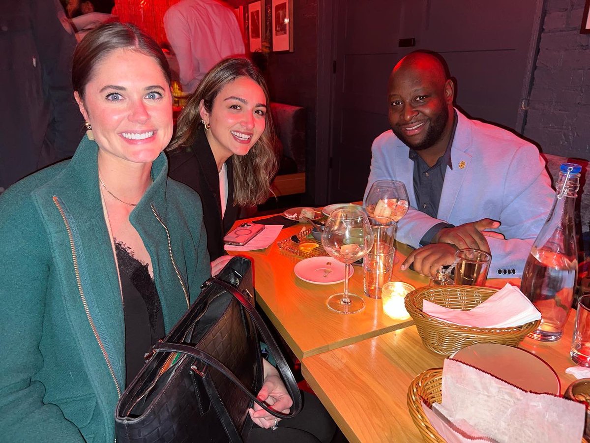 October highlights 📸

Thanks again to Game Day Communications for hosting a GCABJ/PR mixer and to Fifty Fifty Gin Club for having us. It was so great to see so many of our members, PR professionals and city leaders all in one place.