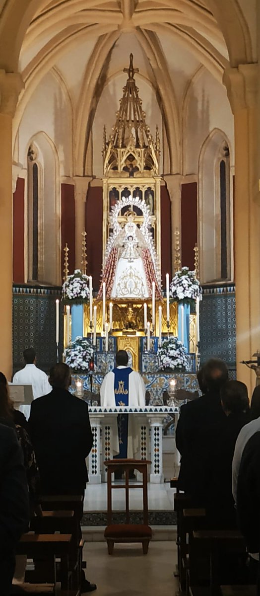 El pasado jueves 27 de octubre tuvo lugar en el santuario de la Virgen del Águila la Eucaristía en Acción de Gracias por los años de servicio a las hermandades alcalareñas de D. Antonio Rivas Durán como presidente del <a href="/consejoHHalcala/">consejoHHalcalá</a>.