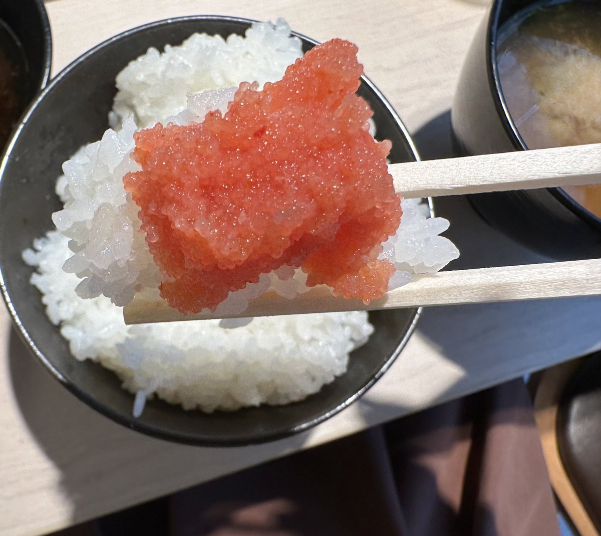 bottabetlo's tweet photo. ご飯やっぱり明太子合います

#飯テロ
#明太子
#ご飯
#明太子好き https://t.co/YtwXsVB5kM