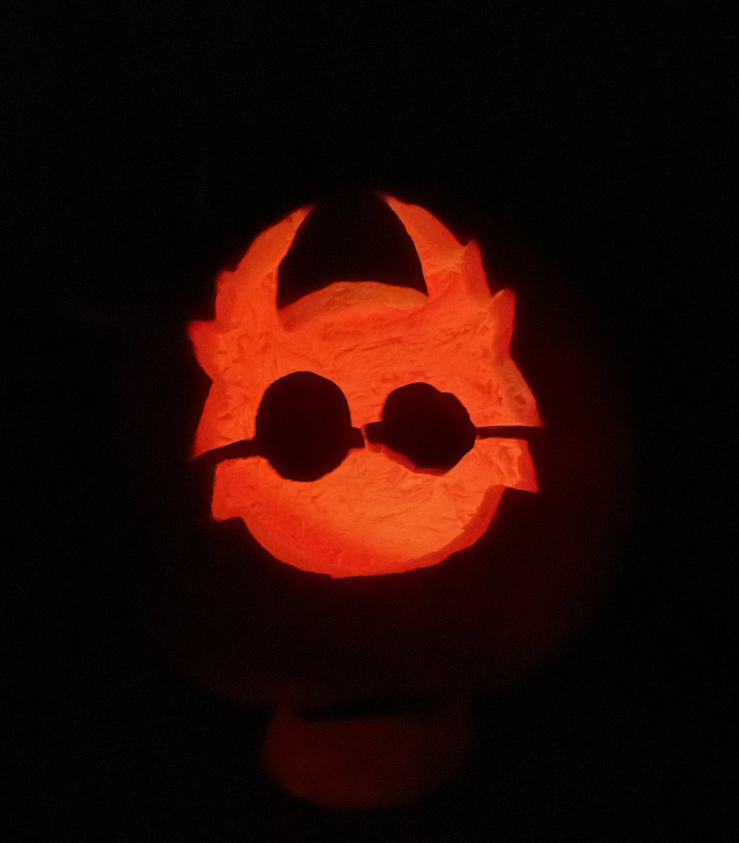 Toron10Clktv's tweet photo. There really is only one way to carve* a Jack-o-lantern this year (say my 8 &amp; 10 year olds)! #wtfisakoda @BoredApeYC @OthersideMeta @Othersidegangs #HappyHalloween @BoredClubCanada https://t.co/Y3H6IFqnHu