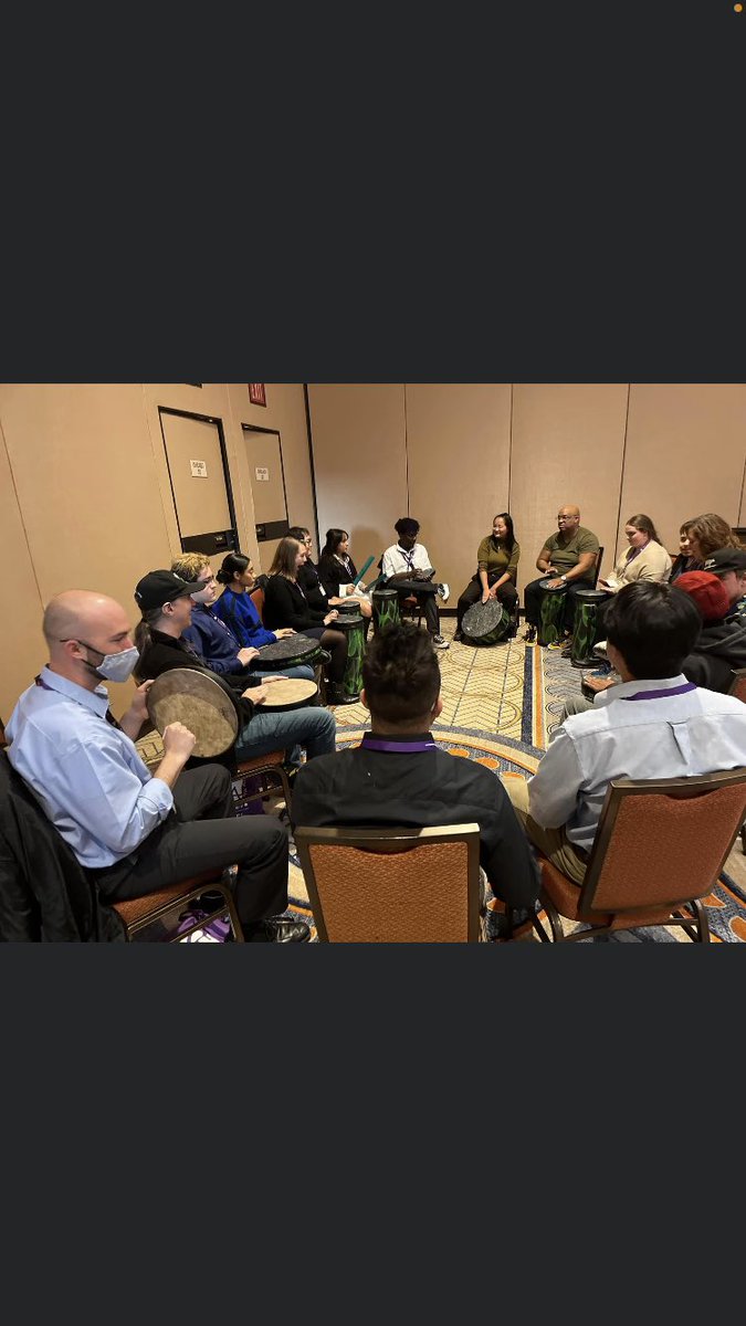 darausf's tweet photo. @seaconference Incredible experience at Self Employment in the Arts conference. #seaconference #musician #musicproducer #darausf #UofStFrancis https://t.co/AtebRObJrC