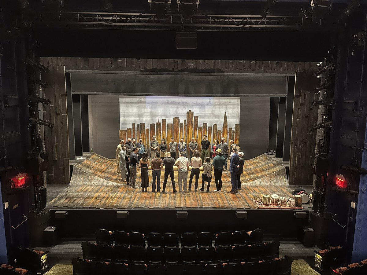 kiterunnerbway's tweet photo. Today we fly on Broadway…one last time. 💜🪁 https://t.co/hjsEDs8AFw