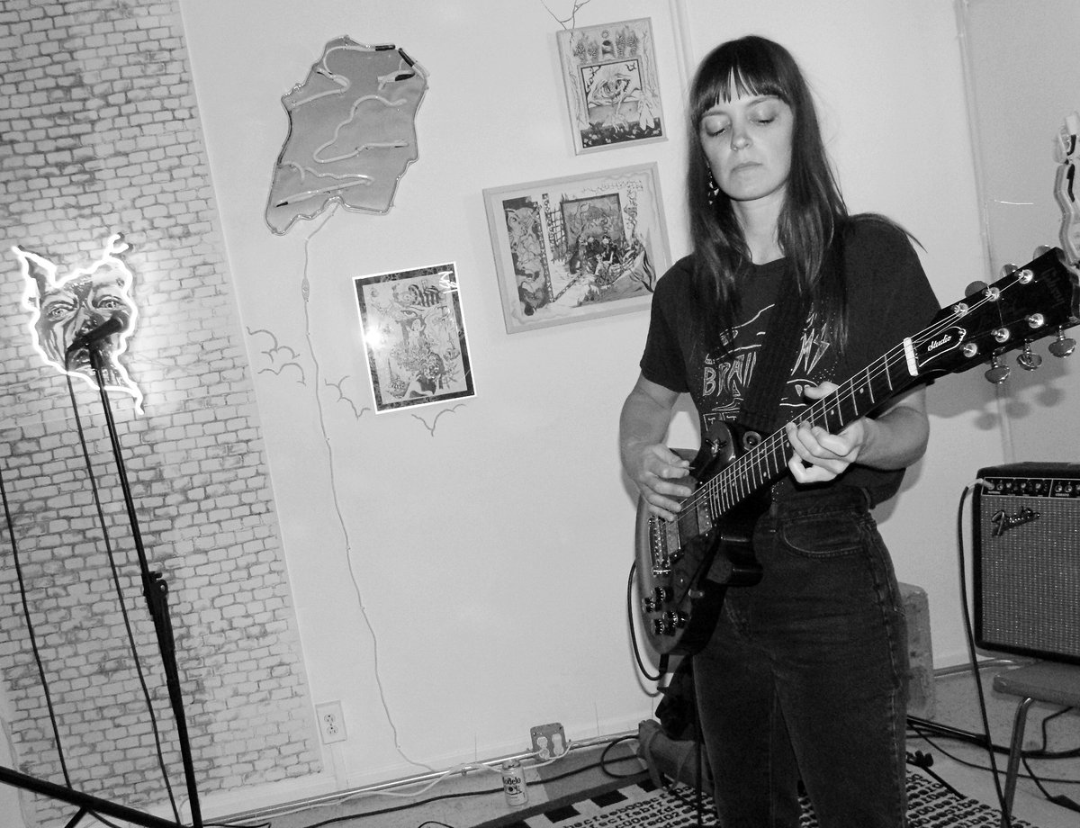 Emily Robb at Launderette Records (Philadelphia PA) 10/15/22