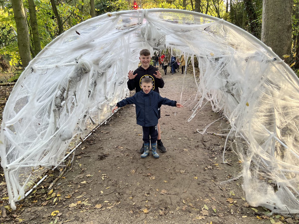 scscaife's tweet photo. Craft days, York, spooky trails and outdoor fun. He’s fit lots into a week off 👻🎃 @OPALL_3WP @OPA_LL https://t.co/4PUHsxZ85y