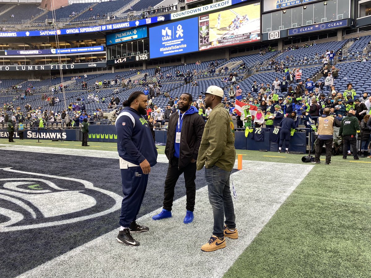 Cliff Avril and Kam Chancellor on the sidelines for today’s game