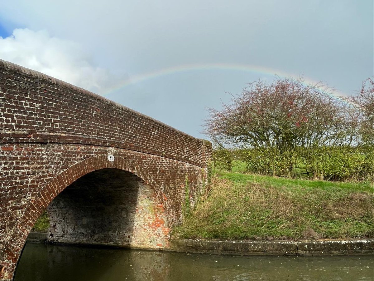 Saw this fabulous rainbow earlier today on my walk #rainbow