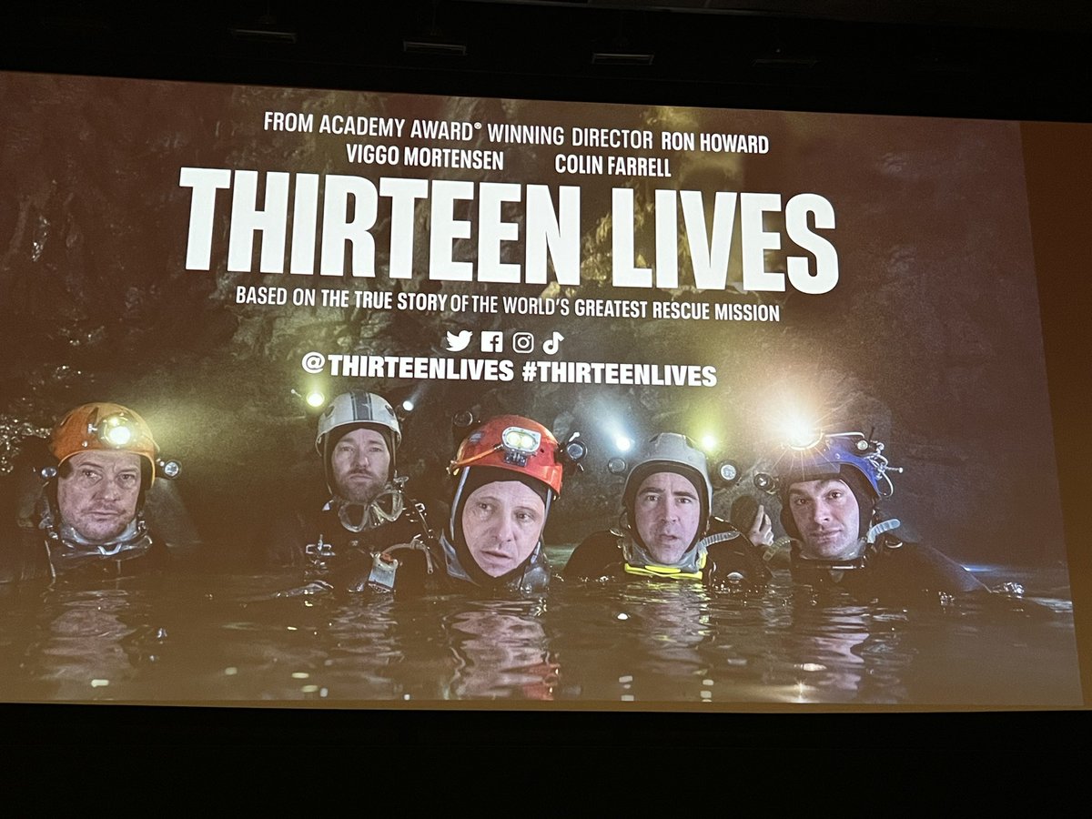 52Variables's tweet photo. I’m about to spend the afternoon with Collin Farrell (again :-)) and meet #RonHoward! I will not be vacationing at this location! @thirteenlives @firmdale_hotels #Whitby #screenwriter #filmmaker #director #studyfilm #studyfilmmakers #readsripts #lovecolinfarrell #sagactor https://t.co/bRlmH5LWYK