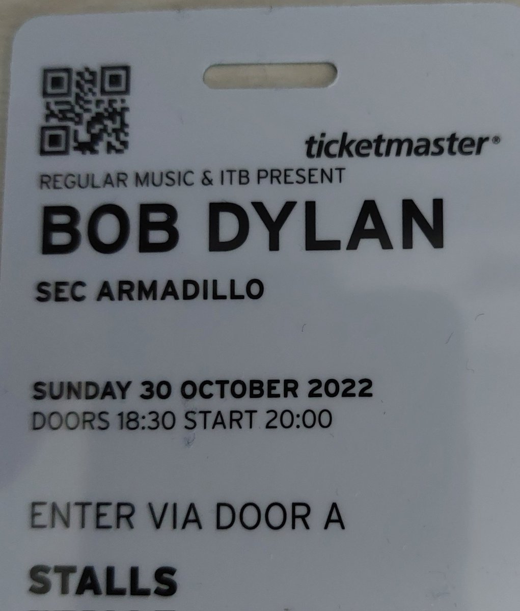 zimmy01956's tweet photo. Bob's in the house. #BobDylan #RARW #SECArmadillo https://t.co/XGJ8O6HLFW